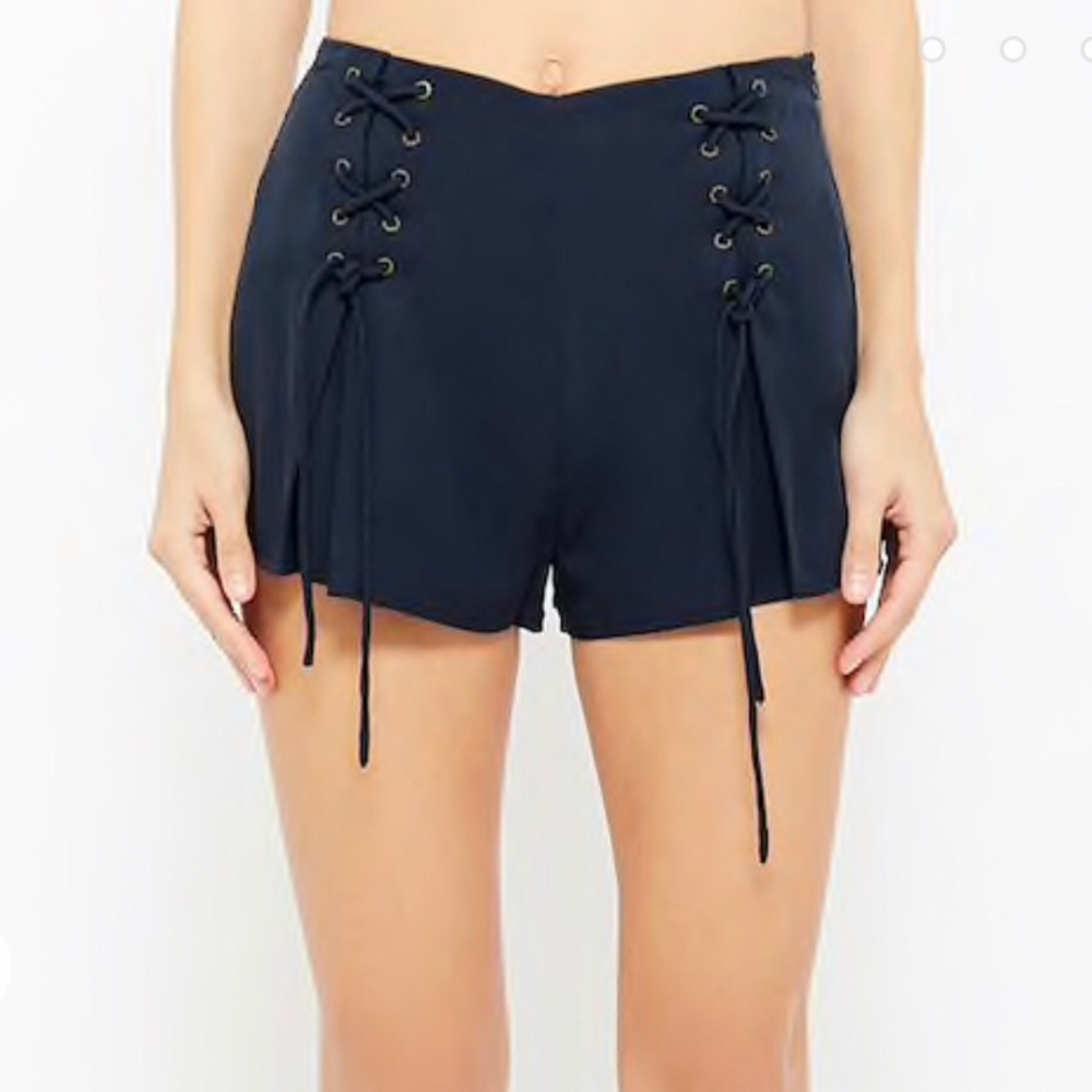 High-rise lace up mini shorts / navy Forever 21